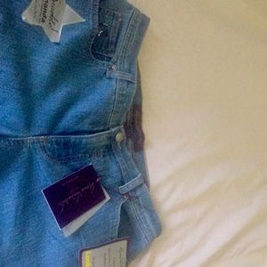 W/slimming tummy panels Sale proceeds will be donated to my godson’s cancer fund